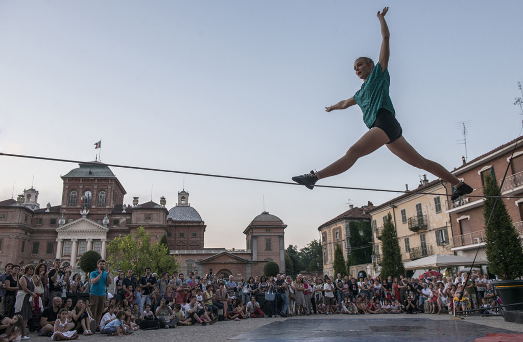 Mirabilia 2015 a Racconigi - Cirko Vertigo - ph Andrea Macchia