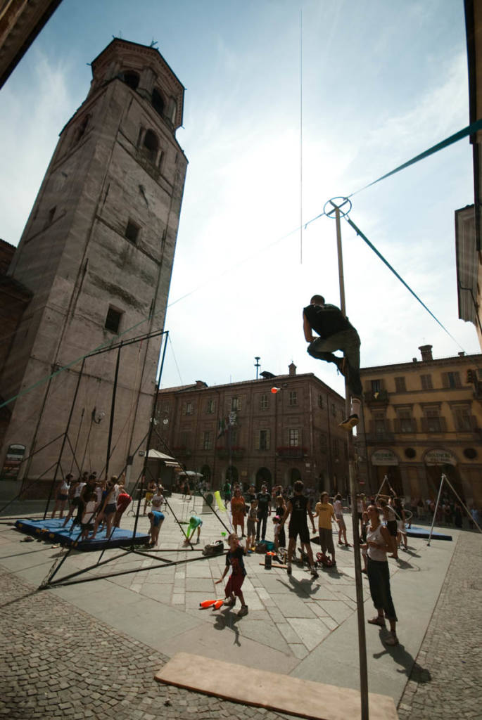 Flic Scuola di Circo - Festival Mirabilia 2009 - ph Andrea Macchia