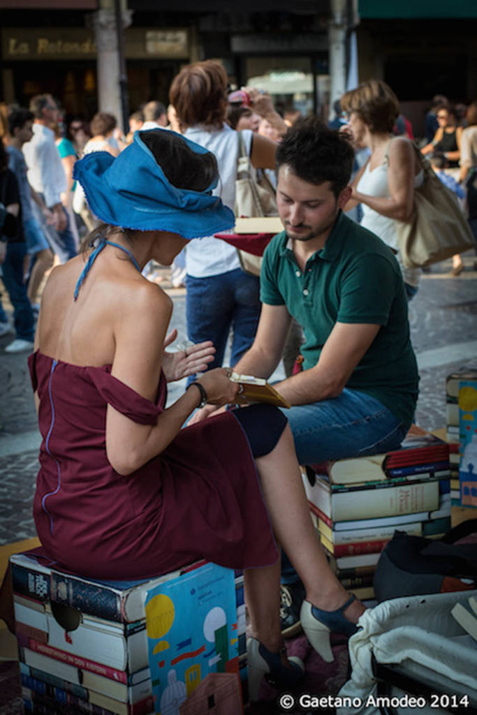 Chiara Trevisan - La Lettrice Vis-à-Vis - Festival Mirabilia 2017 - ph Gaetano Amodeo