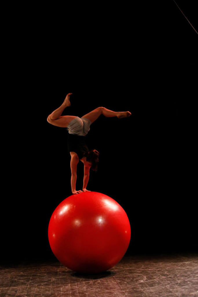 Lea Legrand - La Chute - Festival Mirabilia 2018