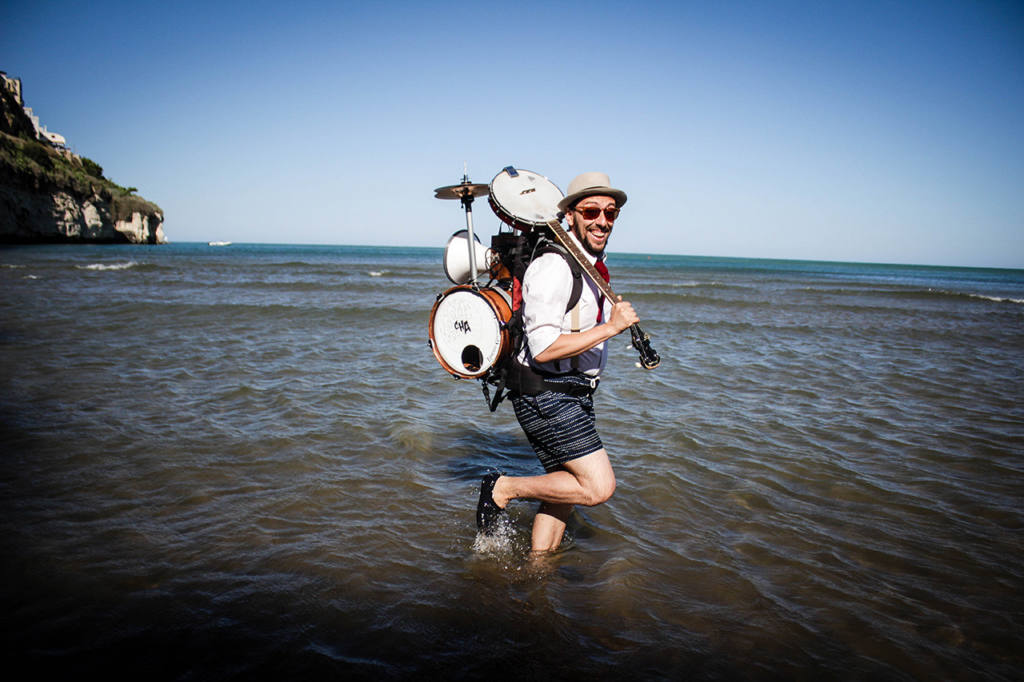 GALIRO’S ECCENTRIC ONE MAN BAND - Poom-Cha - Festival Mirabilia 2018 - ph Youngin Kim